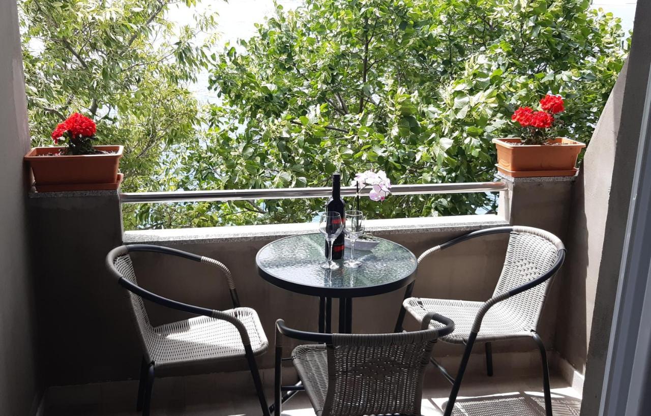 Apartmani Antea Starigrad Paklenica Exterior foto
